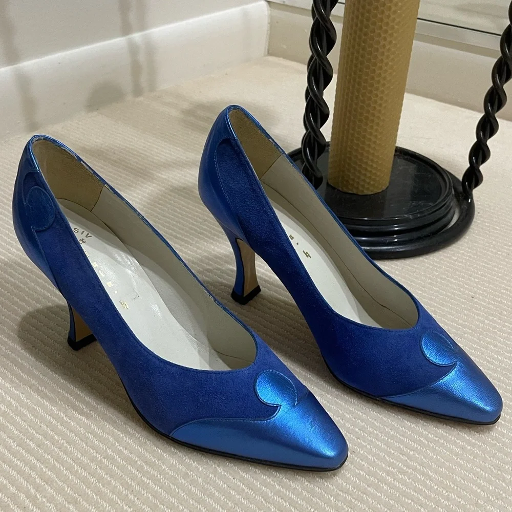 Womens Blue Suede And Leather Pump Heel